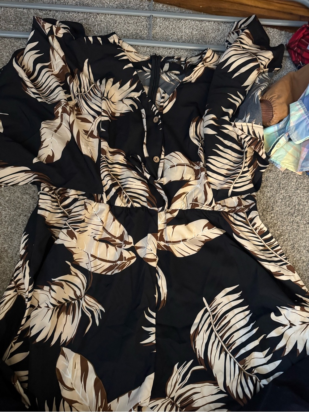 SHEIN Black Romper with Beige Tropical Leaf Print